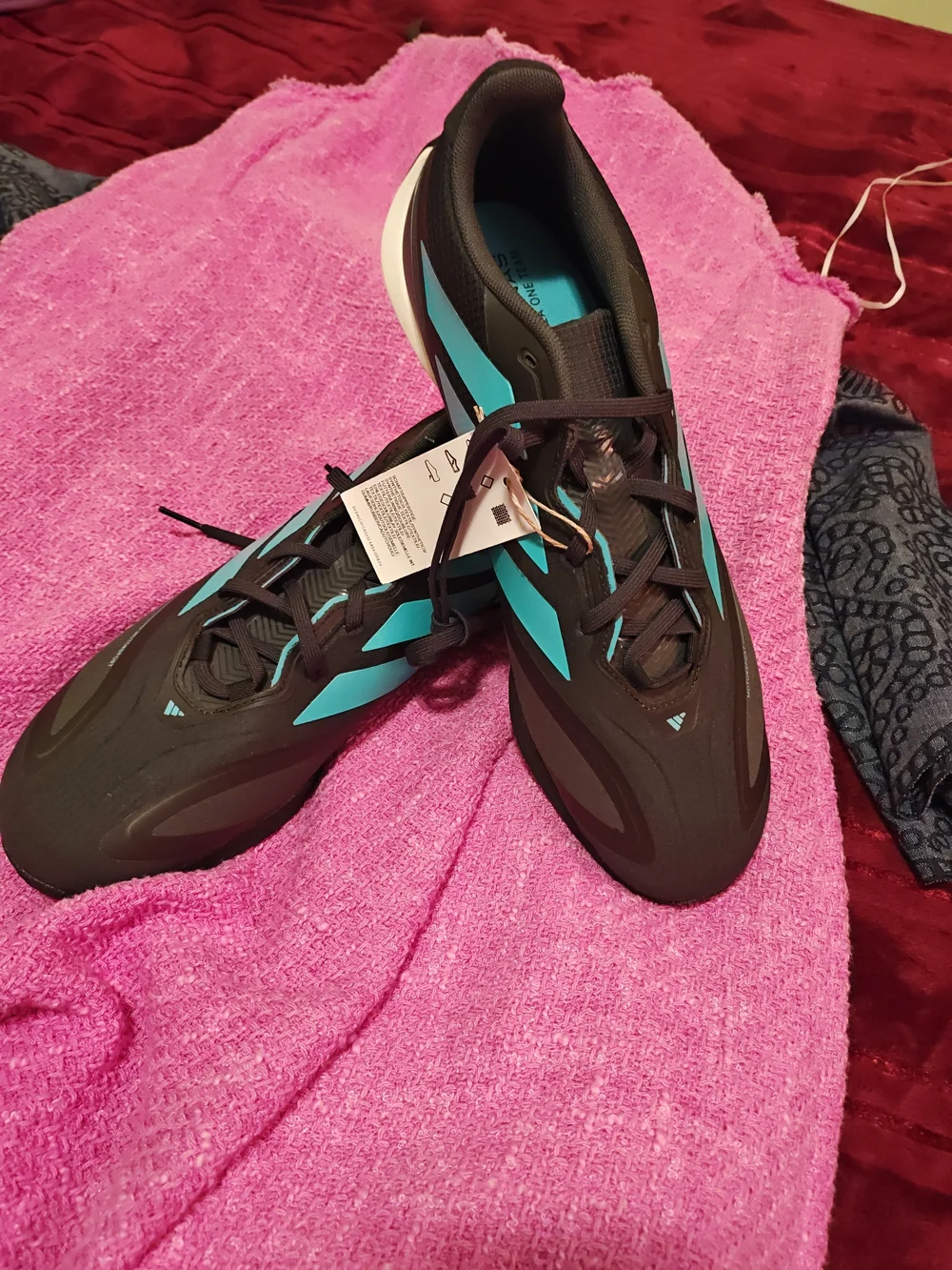 adidas sleek athletic